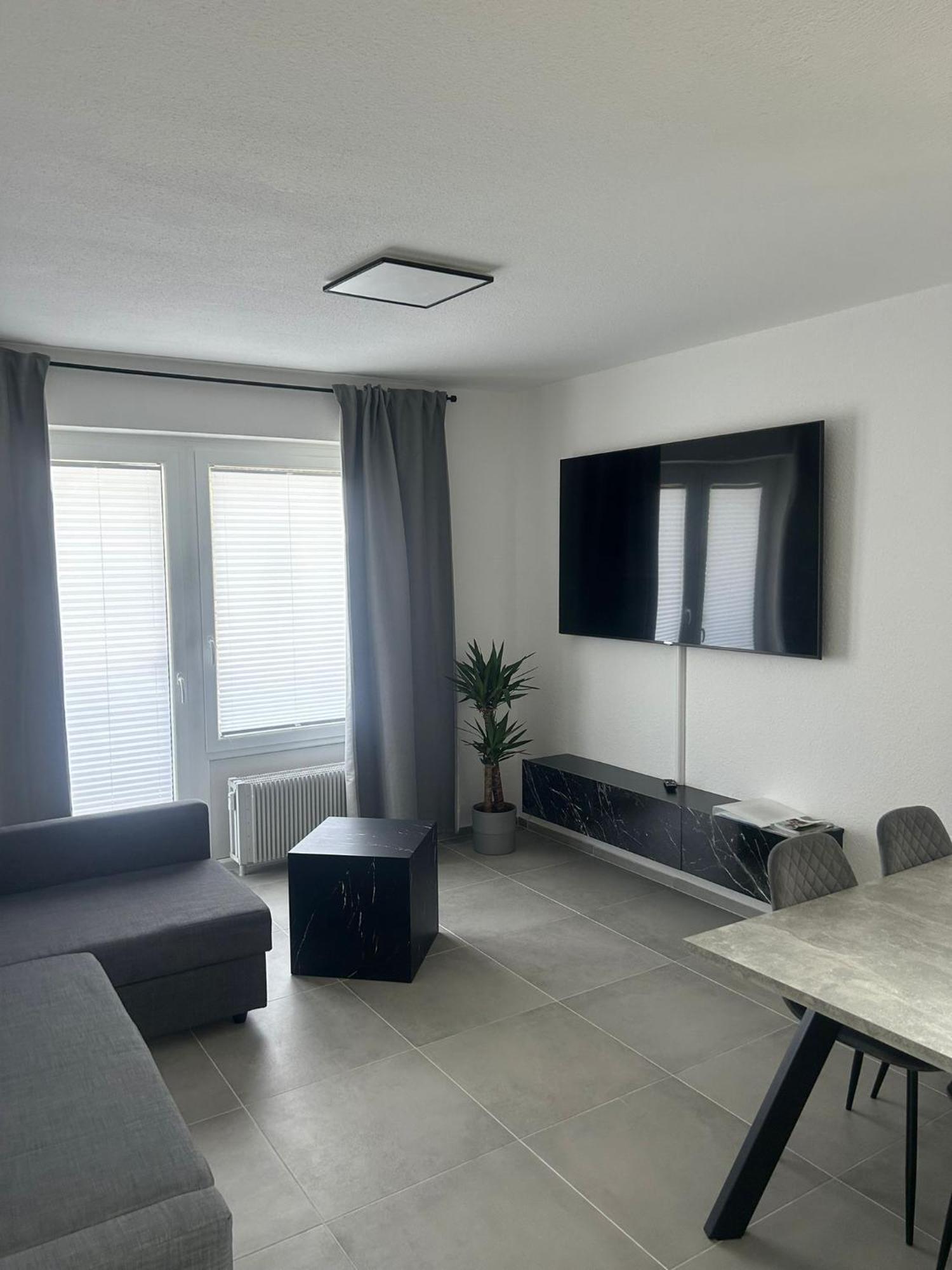 Ferienwohnung Menges เมเดบาค ภายนอก รูปภาพ